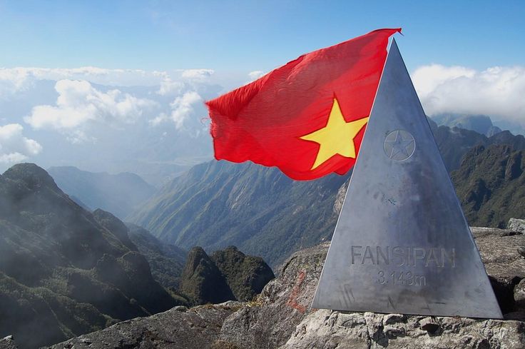 Chinh phục đỉnh Fansipan cần chuẩn bị những gì