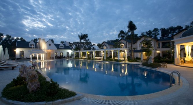 Vườn Vua Resort & Villas Phú Thọ 2 Ngày 1 Đêm Tour Free & Easy