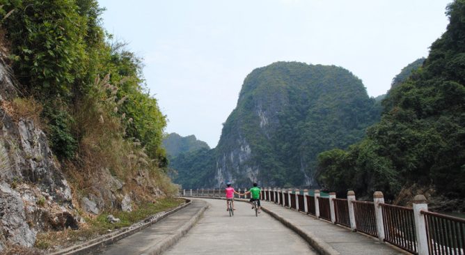 Tour Du Lịch Cát Bà 3 Ngày 2 Đêm Bằng Tàu Cao Tốc Ghép Lẻ Hàng Ngày