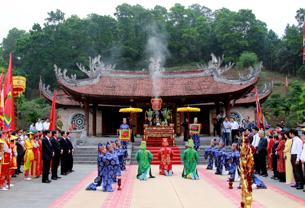 tour Hà Nội đền Hùng 1 ngày