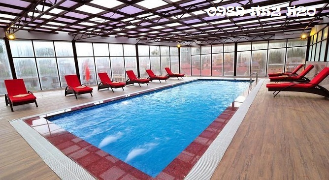 Bể bơi khách sạn amazing sapa
